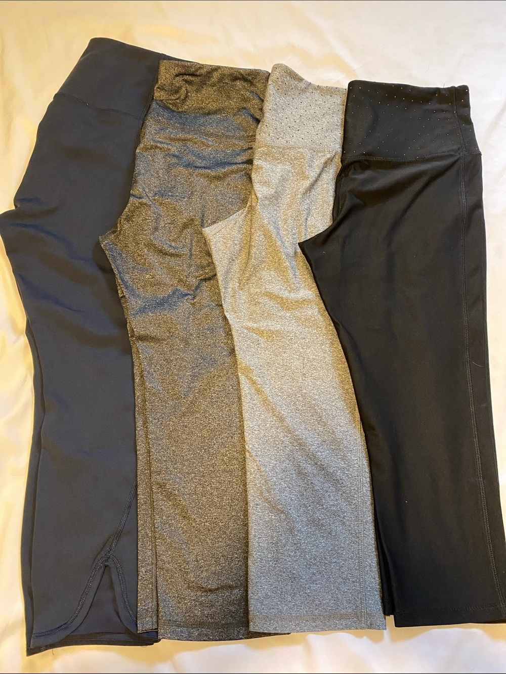 Bundle of four pairs of RBX cropped leggings, all size XL